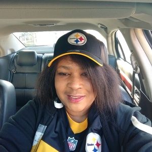 Meet your Posher, Dawanna